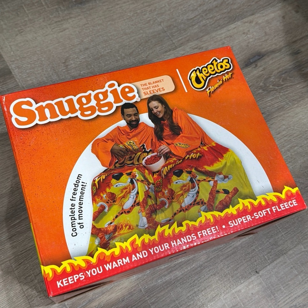 BRAND NEW Snuggie Flaming Hot Cheetos Wearable Soft Fleece Blanket w/ Sleeve